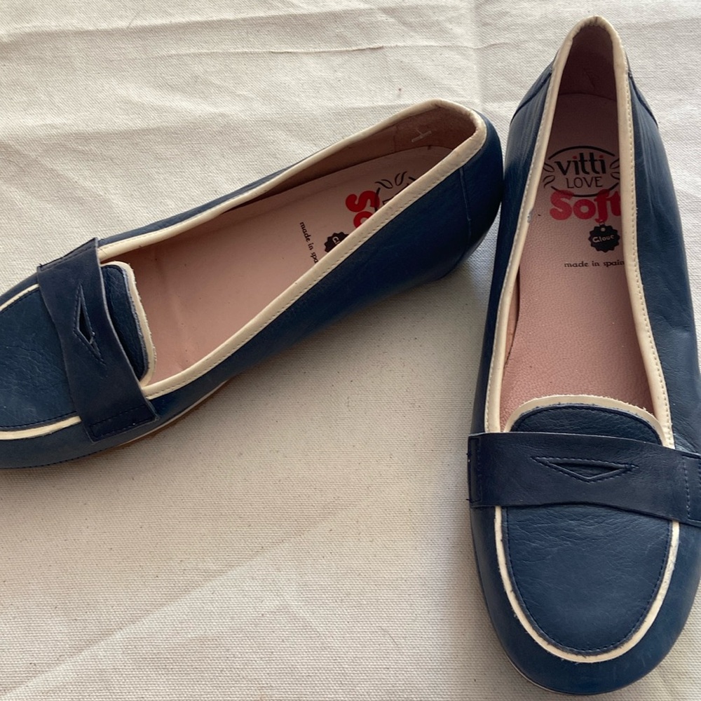 Very comfortable flat shoe